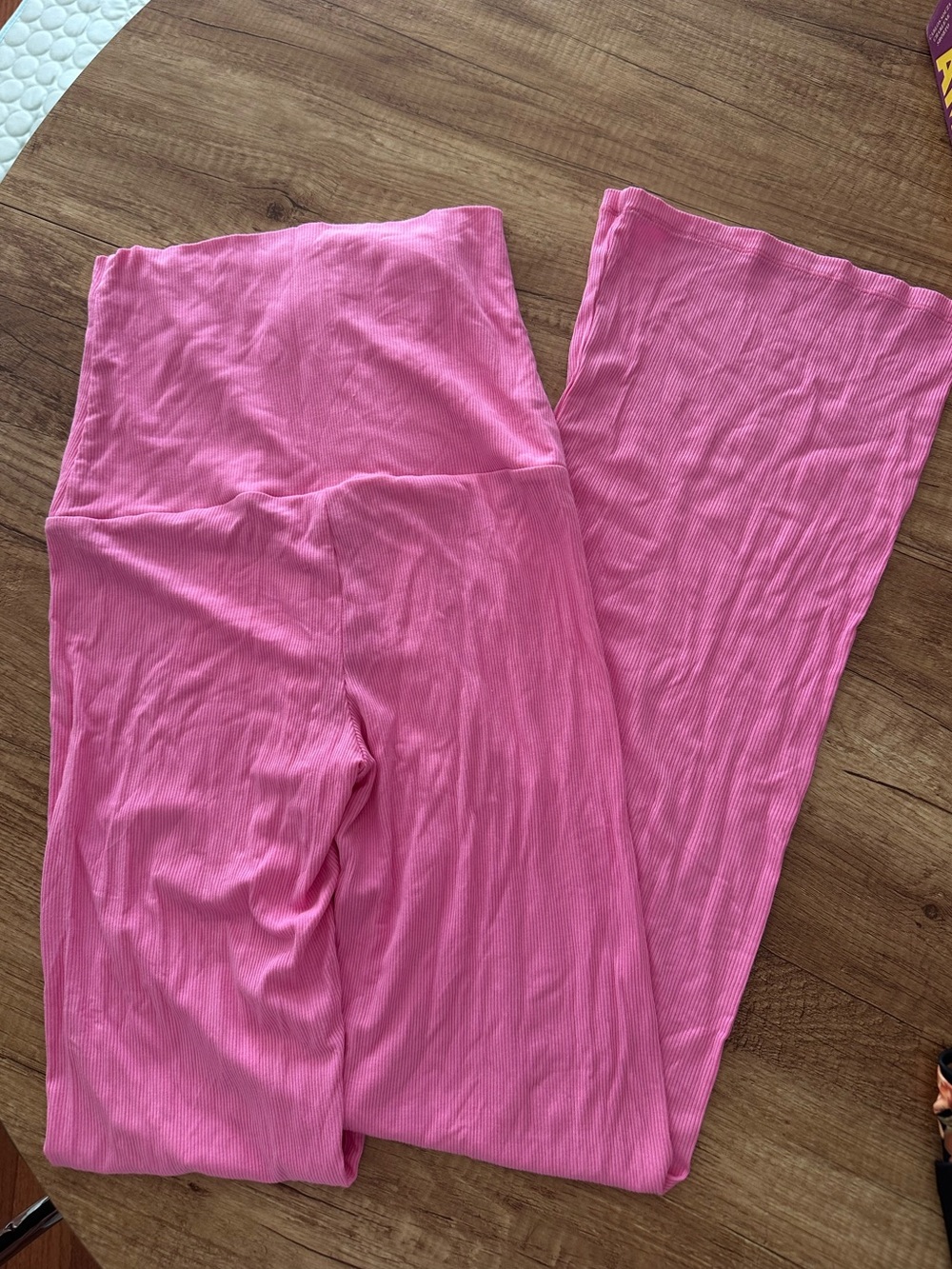 Skims Brand New (NWT) Soft Lounge Bubblegum Foldover Pants - *RARE* - Picture 4 of 6